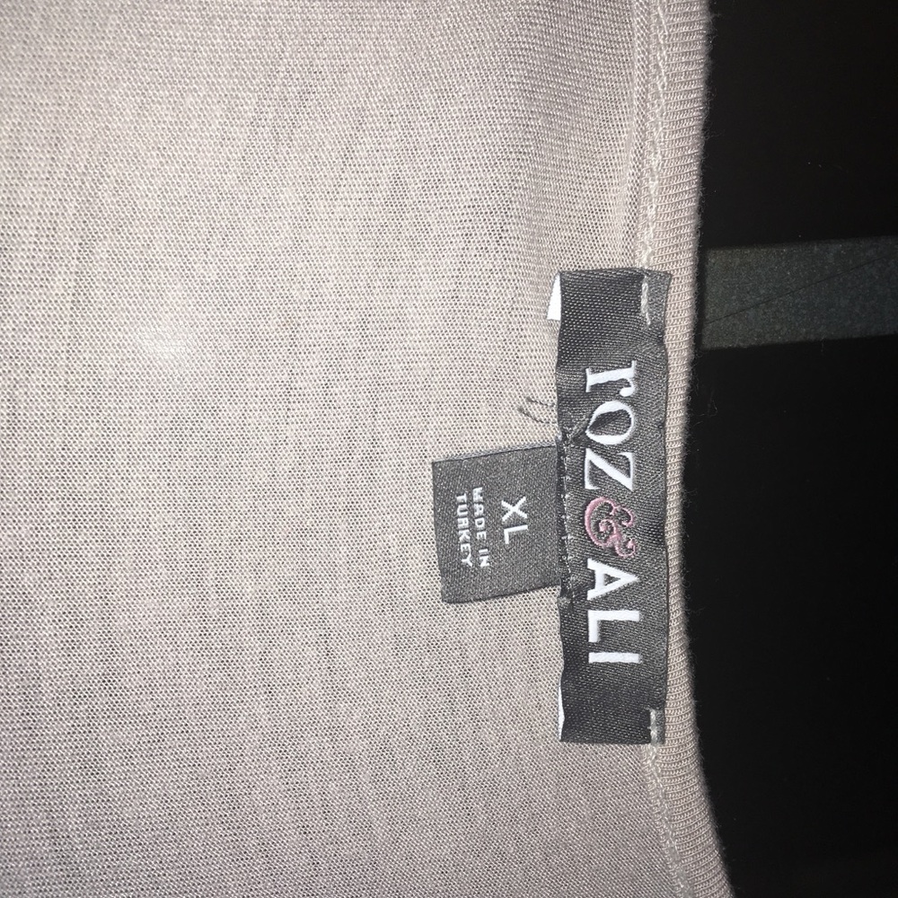 Top - Picture 3 of 3